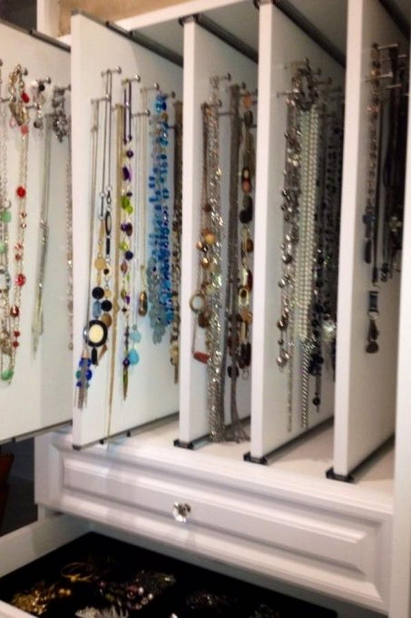 closet-jewlery-storage