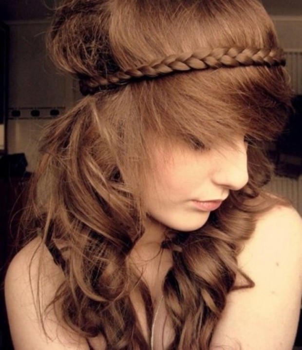 Cute-Braided-Hairstyles-for-Long-Wavy-Hair