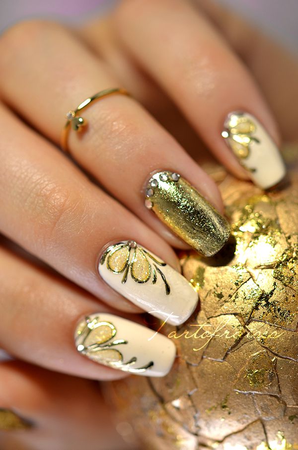 Gold-Acrylic-Nail-Designs-2015