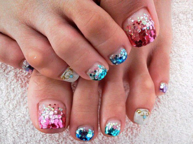 pretty-pedicure-nail-art-ideas-for-2015