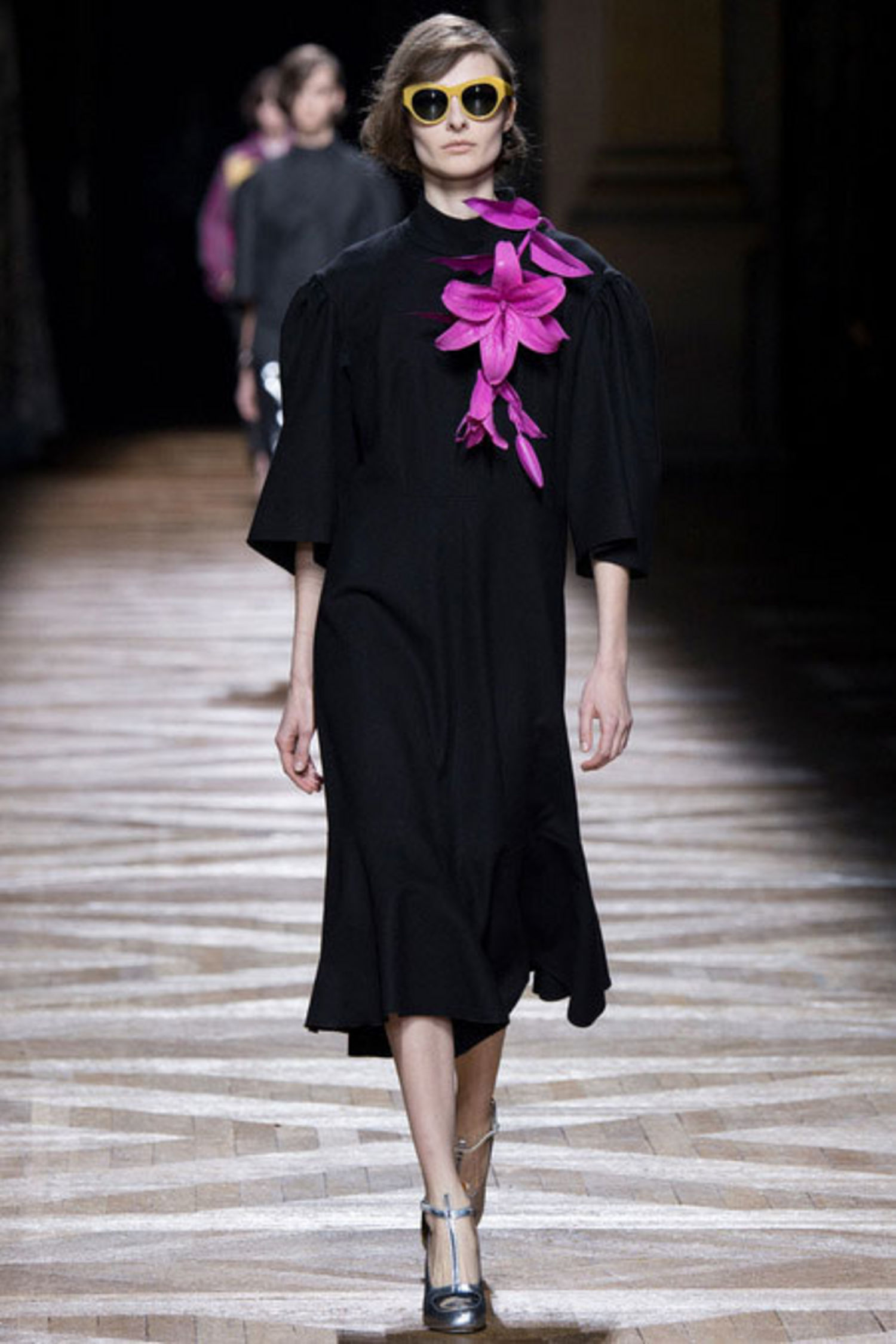 Retro-Looks-in-Dries-Van-Noten-Fall-Winter 2015